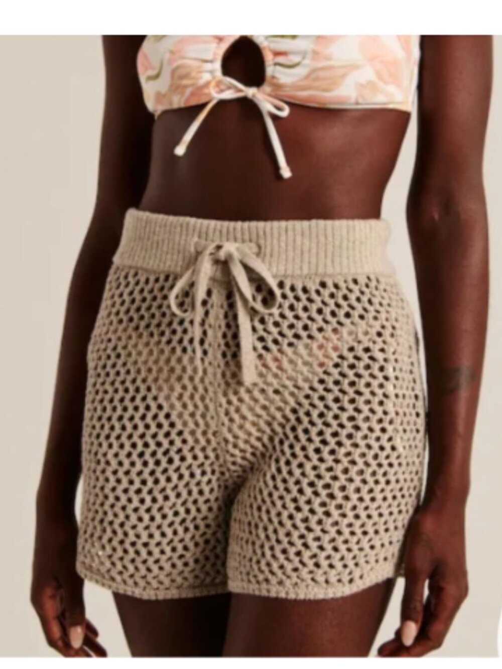 Abercrombie & Fitch Loose Crochet Drawstring Shorts in Beige XL